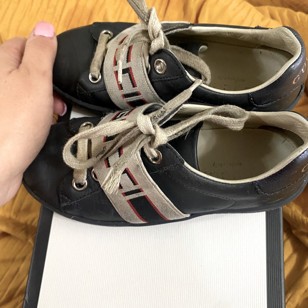Authentic boys Gucci shoes normal wear comes with original box and dust bag